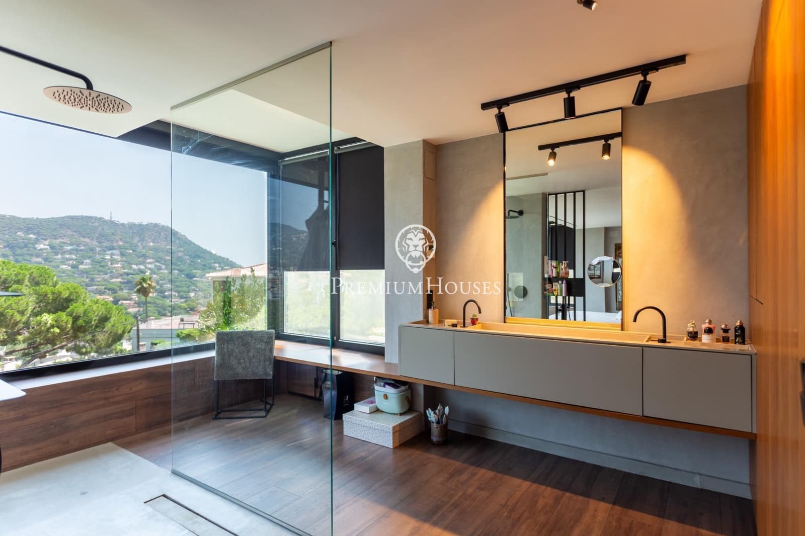 4 chambre Villa/Maison à vendre à Cabrils avec piscine garage - 830 000 € (Ref: 9994237)