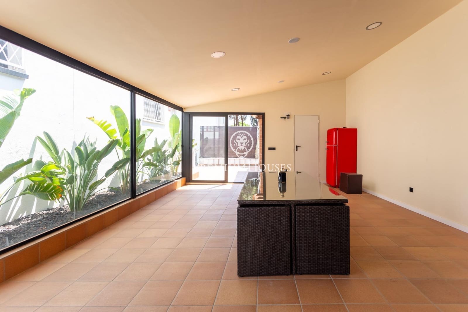 4 chambre Villa/Maison à vendre à Cabrils avec piscine garage - 830 000 € (Ref: 9994237)