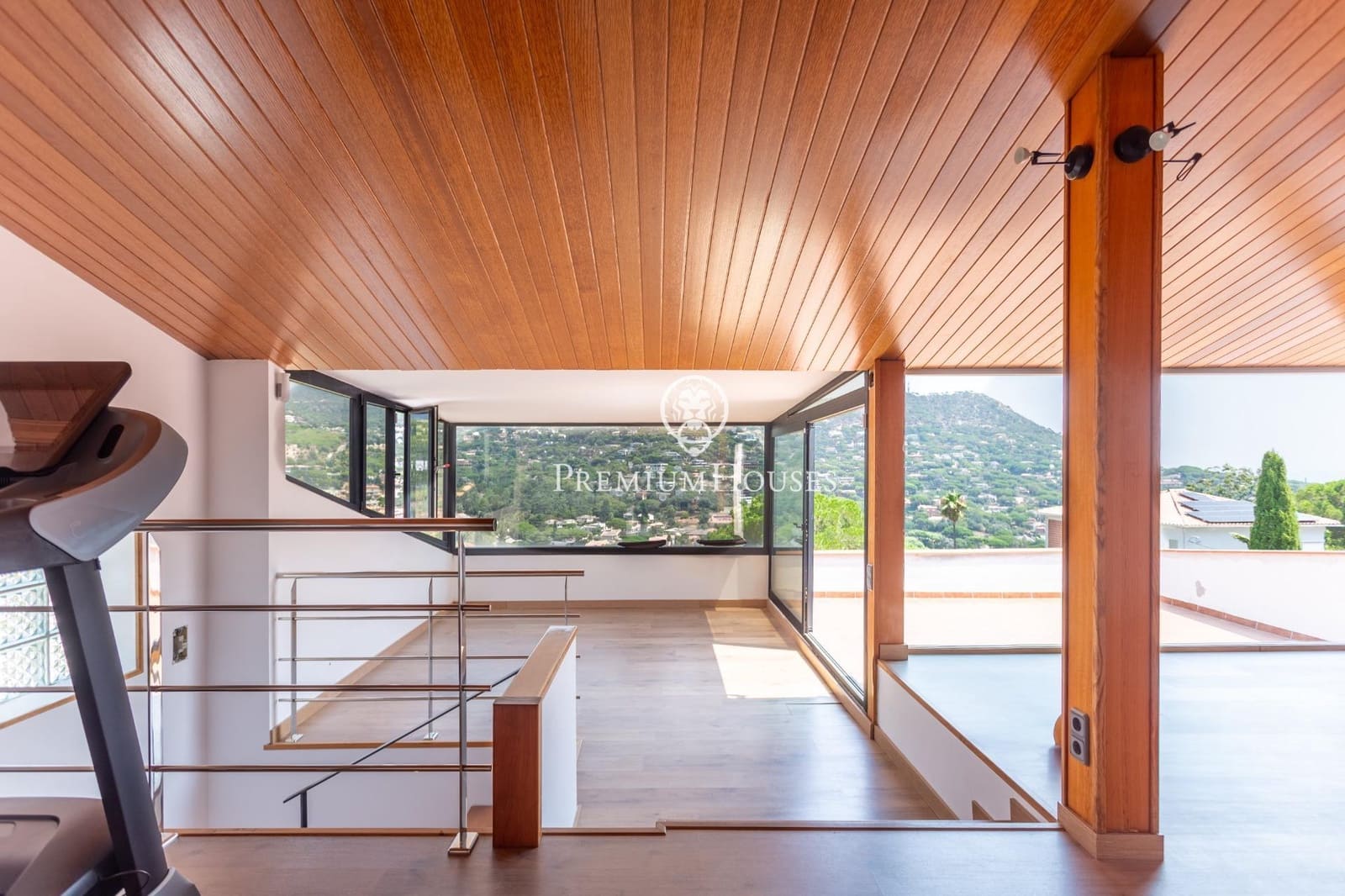 4 chambre Villa/Maison à vendre à Cabrils avec piscine garage - 830 000 € (Ref: 9994237)
