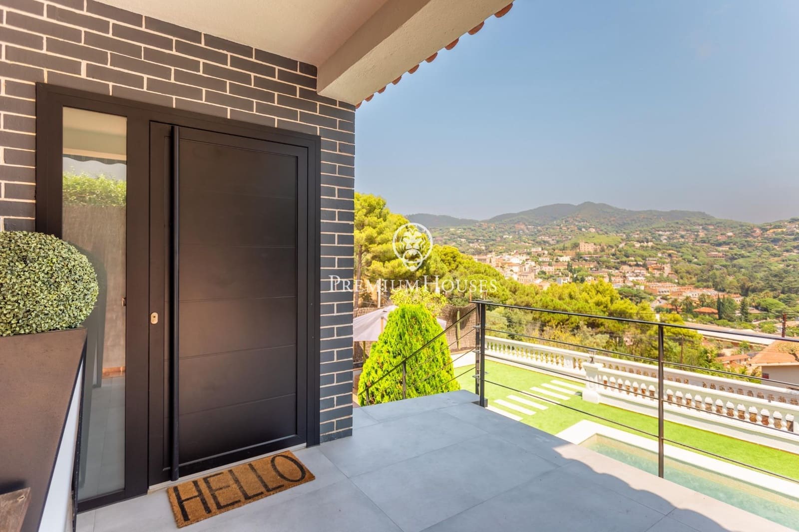 4 chambre Villa/Maison à vendre à Cabrils avec piscine garage - 830 000 € (Ref: 9994237)
