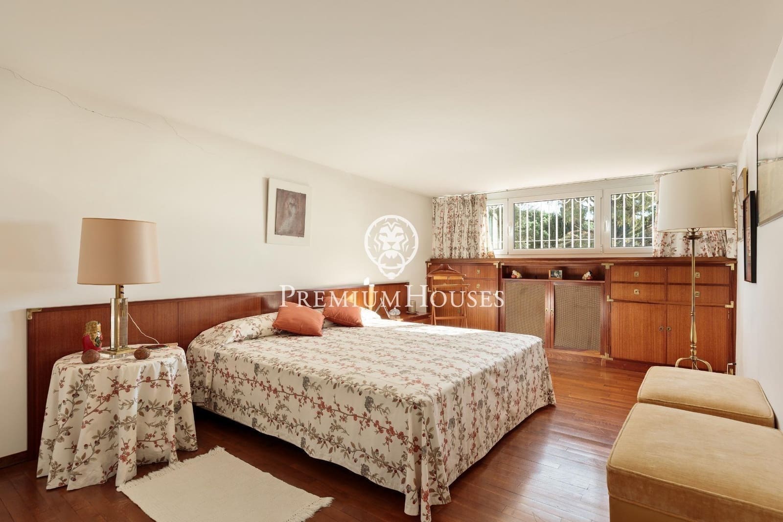 6 bedroom Villa for sale in Sant Andreu de Llavaneres with pool garage - € 4,500,000 (Ref: 9999630)