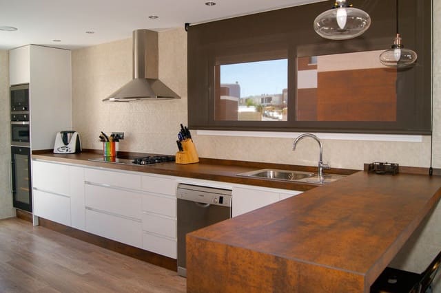 4 quarto Moradia para venda em Monte y Mar, Santa Pola com piscina garagem - 605 000 € (Ref: 7549595)