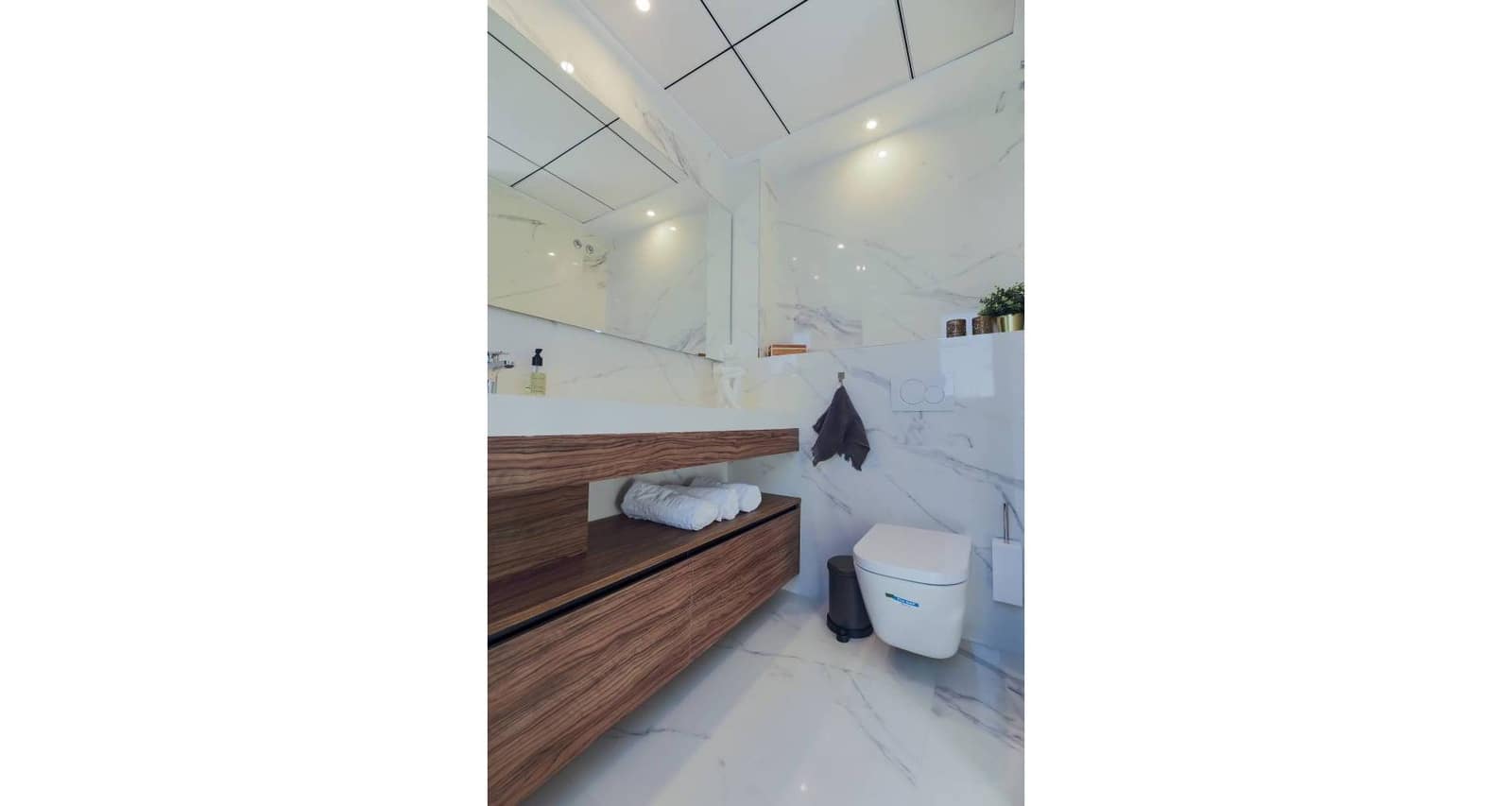 1 bedroom Villa for sale in Torrevieja with pool garage - € 590,000 (Ref: 7822516)