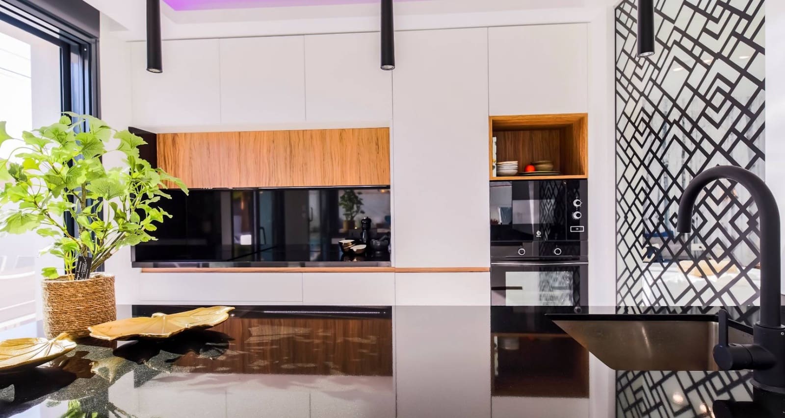 1 bedroom Villa for sale in Torrevieja with pool garage - € 590,000 (Ref: 7822516)