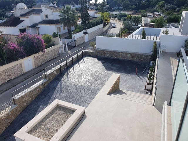 3 sypialnia Willa na sprzedaż w Moraira, Teulada-Moraira z basenem garażem - 645 000 € (Ref: 9244216)