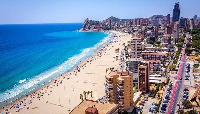 5 sovrum Villa till salu i Benidorm med pool garage - 672 000 € (Ref: 9246806)