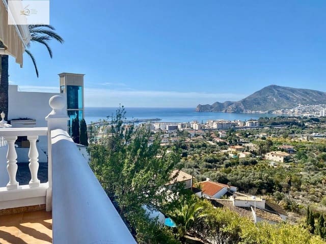 Apartamento de 4 habitaciones en Altea en venta con piscina garaje - 800.000 € (Ref: 9246919)