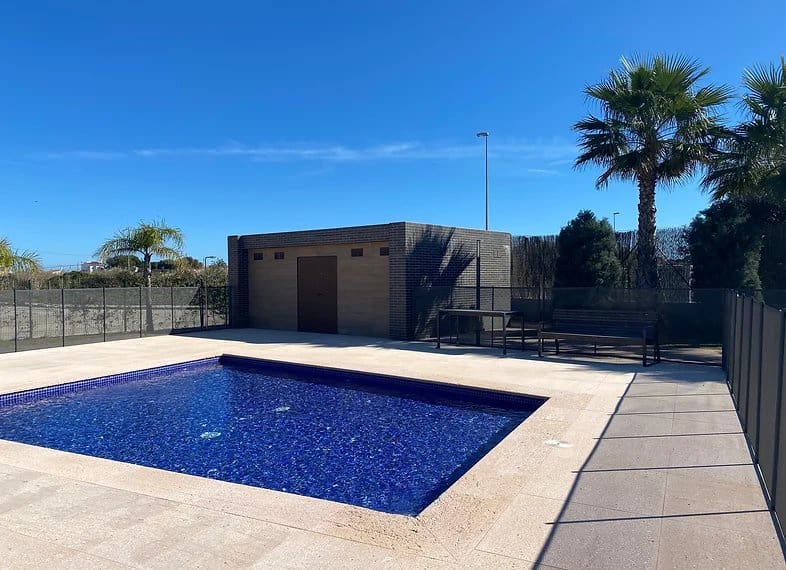 2 sovrum Bungalow till salu i Denia med pool - 360 000 € (Ref: 9246963)