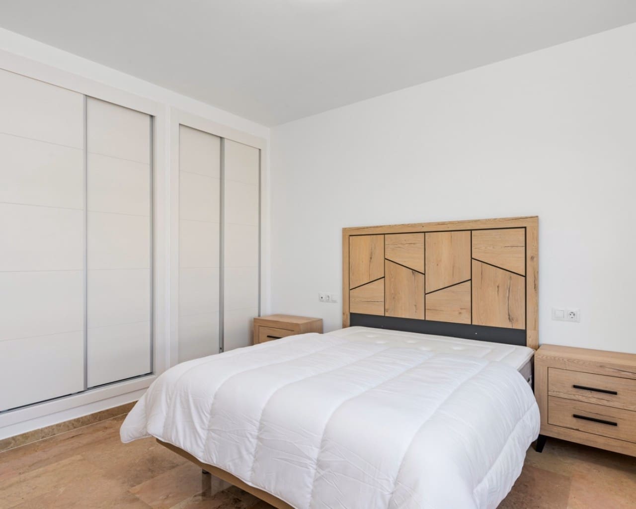 3 soveværelse Lejlighed til salg i Playa de San Juan med swimmingpool garage - € 799.000 (Ref: 9246970)