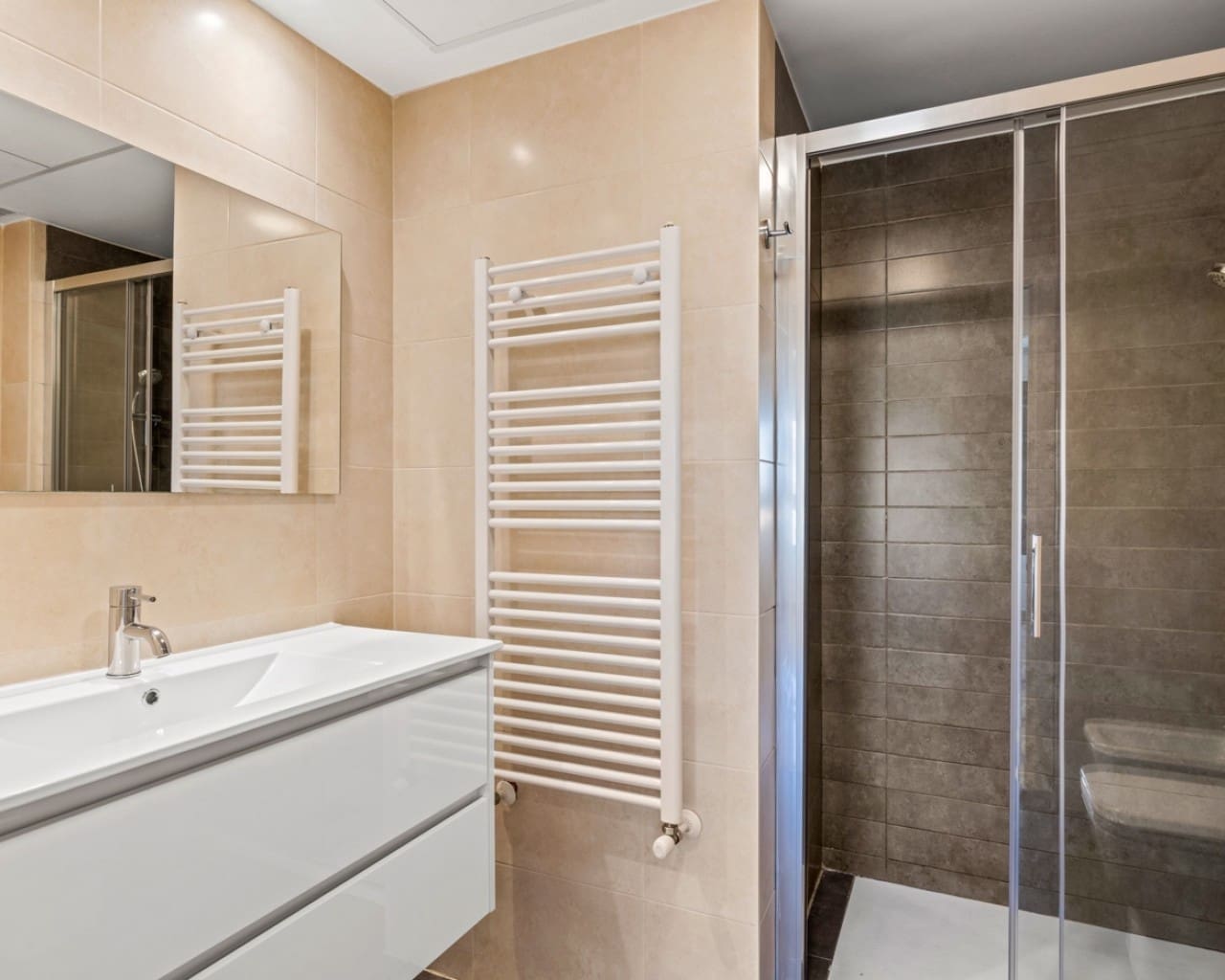 3 soveværelse Lejlighed til salg i Playa de San Juan med swimmingpool garage - € 799.000 (Ref: 9246970)