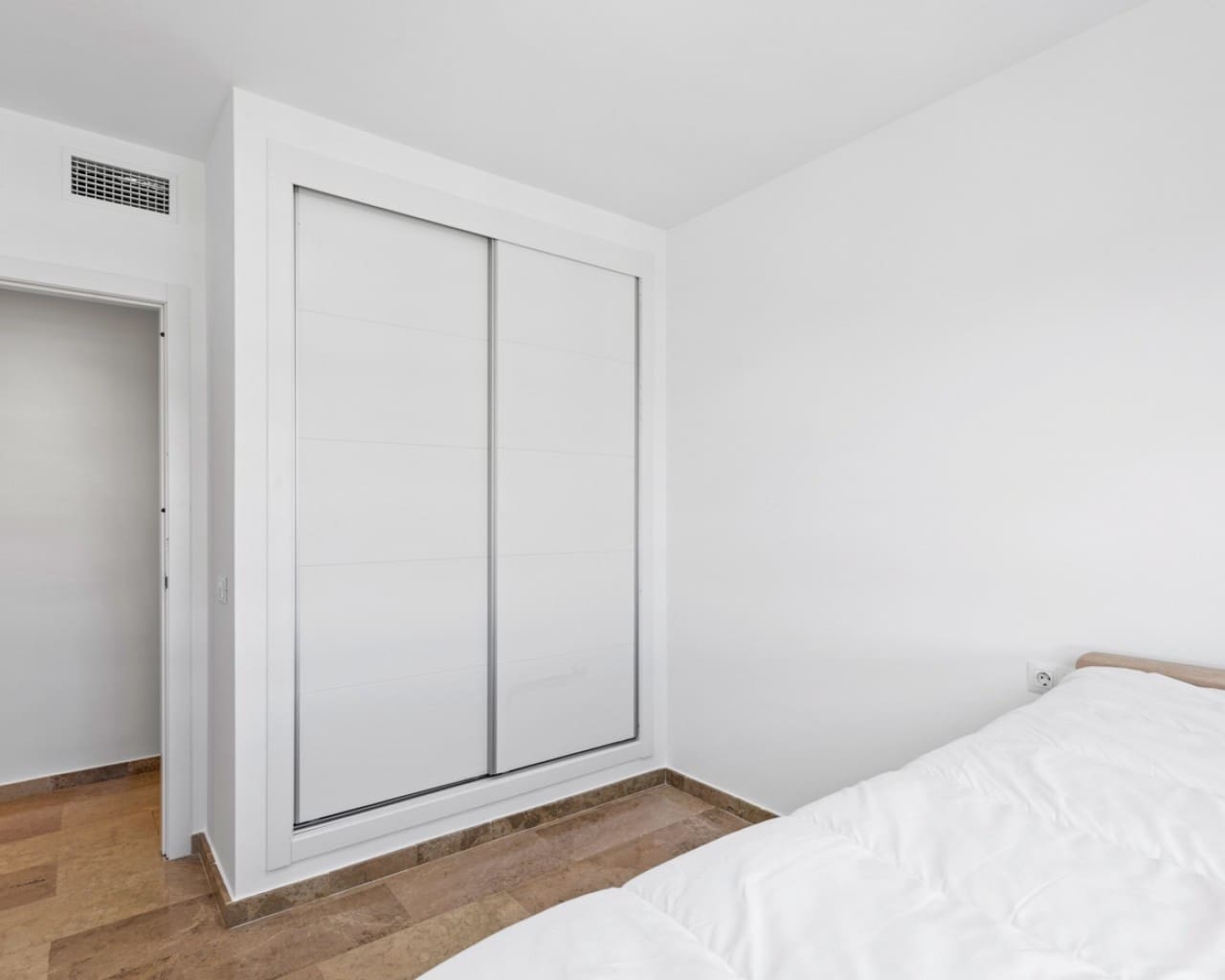 3 soveværelse Lejlighed til salg i Playa de San Juan med swimmingpool garage - € 799.000 (Ref: 9246970)