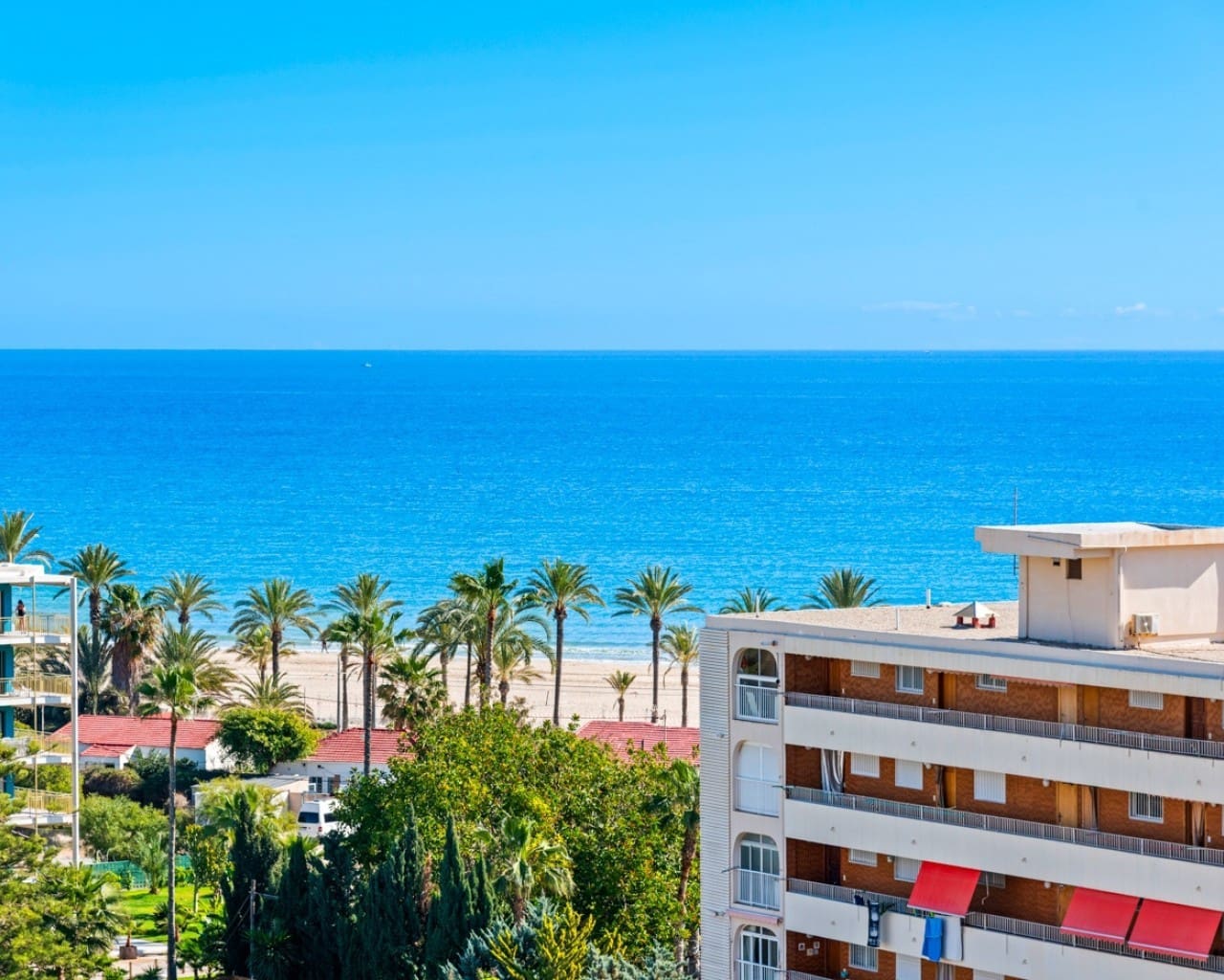 3 soveværelse Lejlighed til salg i Playa de San Juan med swimmingpool garage - € 799.000 (Ref: 9246970)