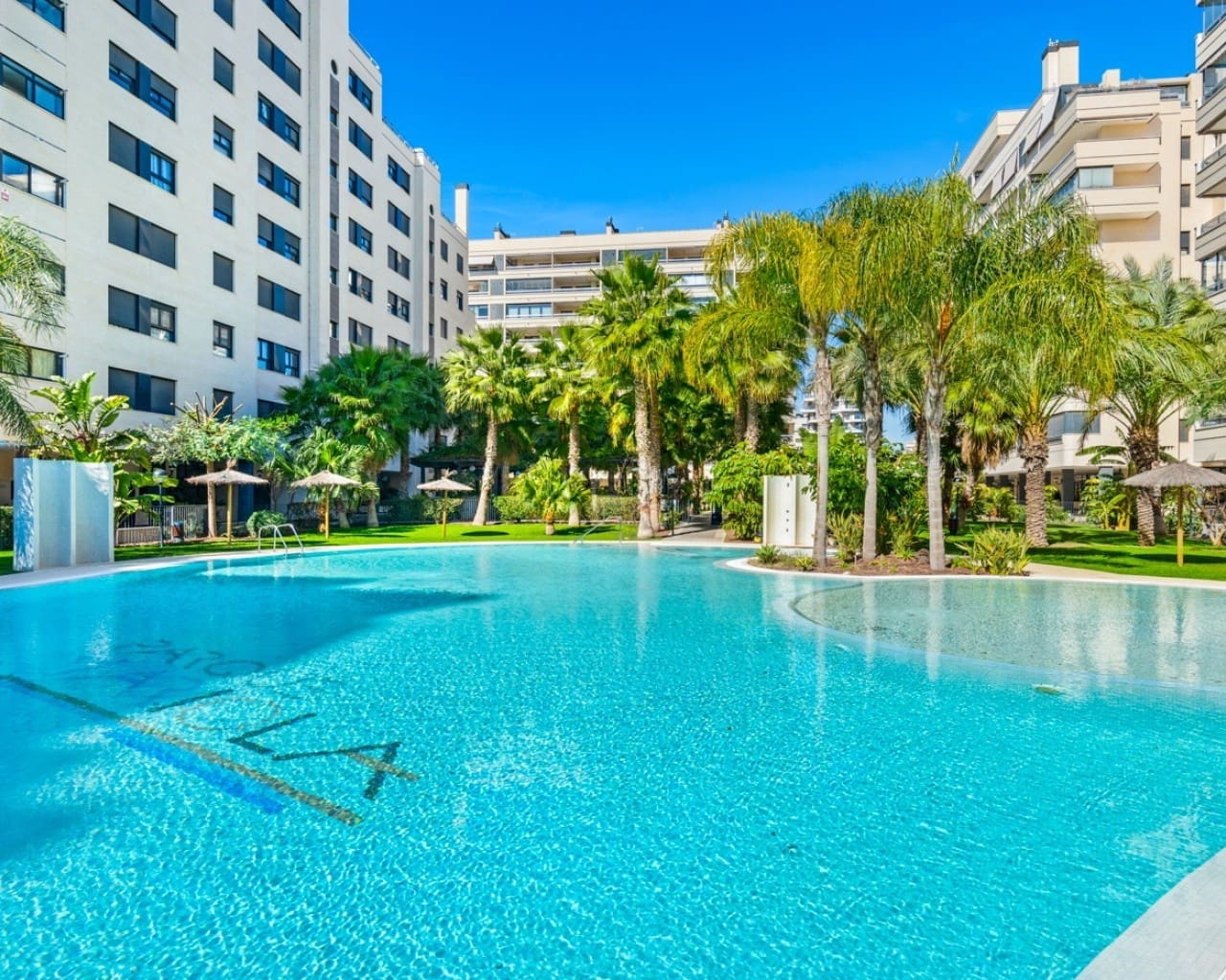 3 soveværelse Lejlighed til salg i Playa de San Juan med swimmingpool garage - € 799.000 (Ref: 9246970)