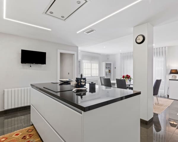 5 camera da letto Villa in vendita in San Juan de Alicante / Sant Joan d'Alacant con piscina garage - 1.499.000 € (Rif: 9246971)