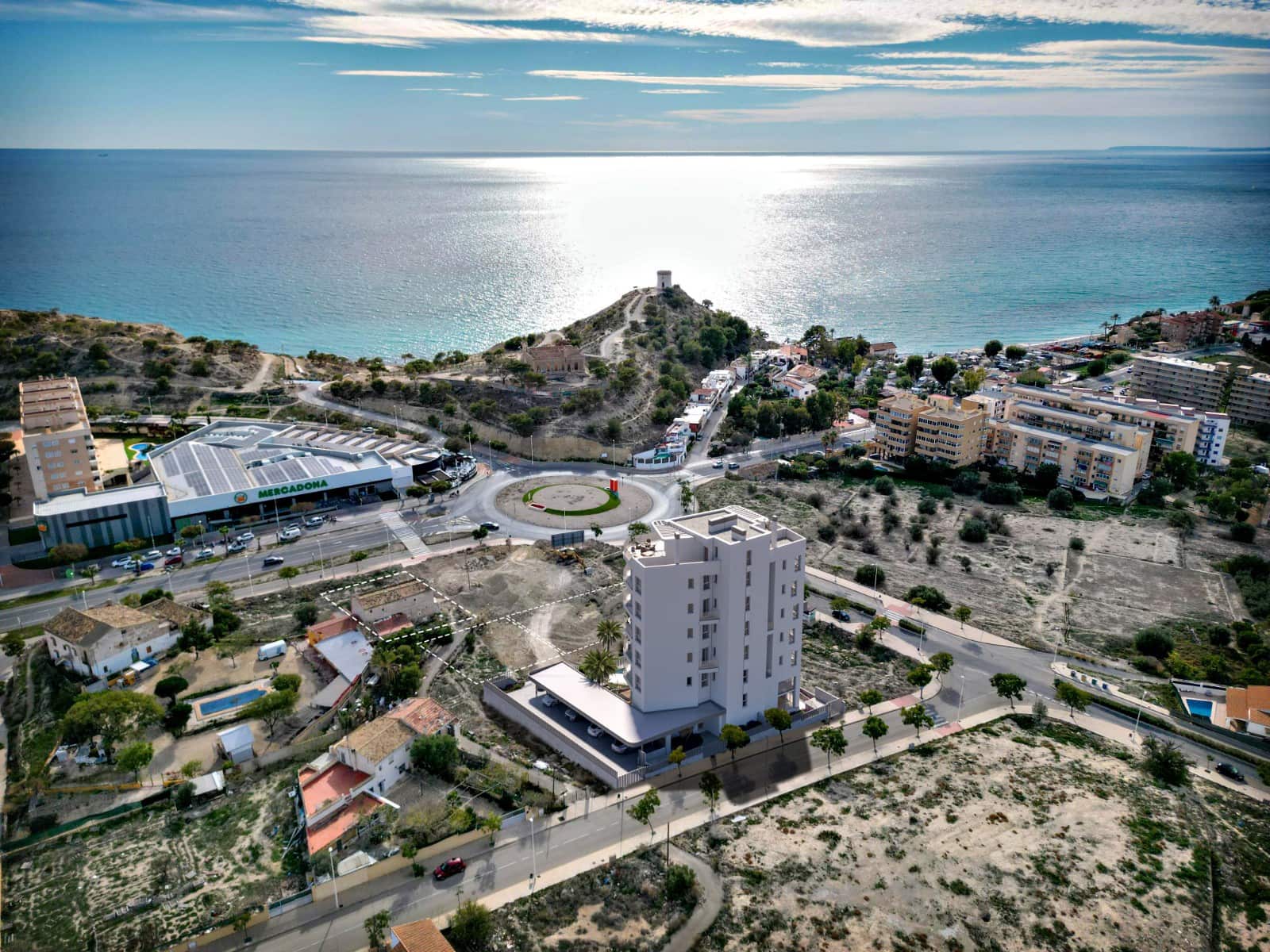 Apartamento de 2 habitaciones en La Villajoyosa / Vila Joiosa en venta con piscina garaje - 495.000 € (Ref: 9246990)