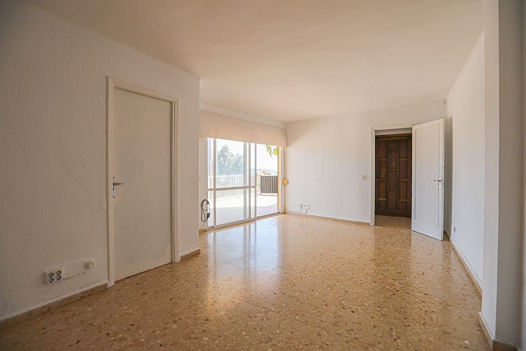 2 bedroom Apartment for sale in Palma de Mallorca - € 425,000 (Ref: 9453577)