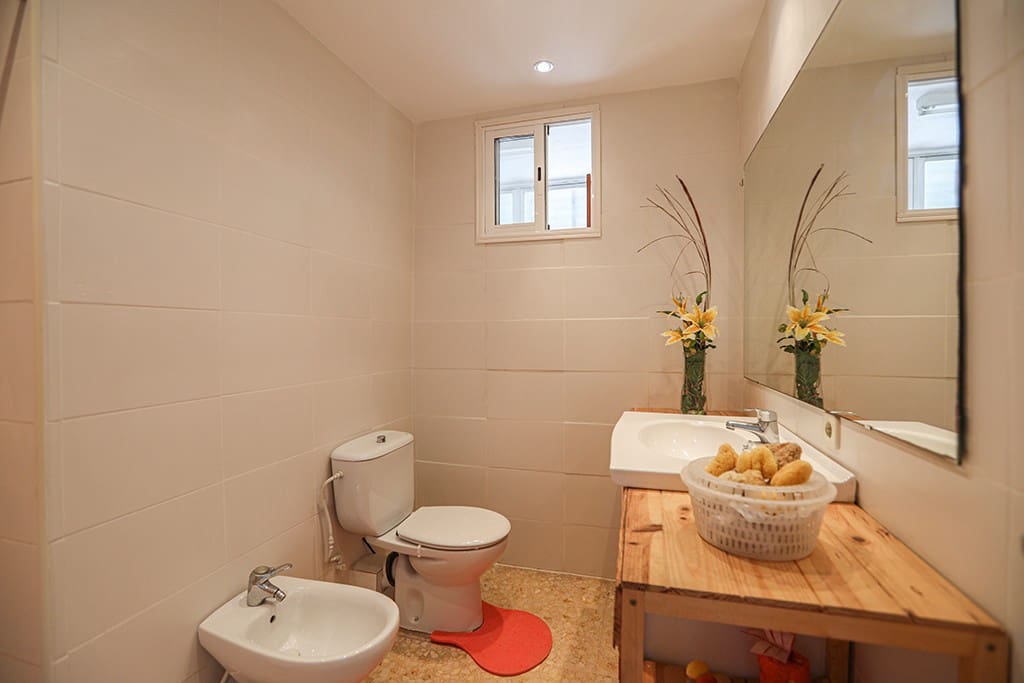 2 bedroom Apartment for sale in Palma de Mallorca - € 425,000 (Ref: 9453577)