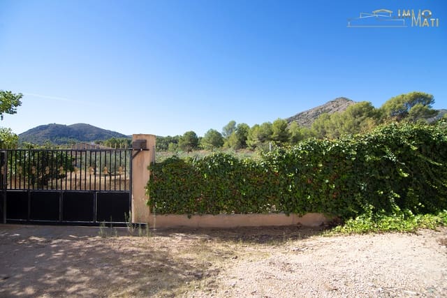 3 Zimmer Finca/Landgut zu verkaufen in La Romana mit Pool Garage - 179.995 € (Ref: 10162396)