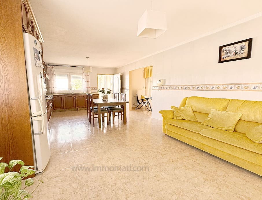 3 soveværelse Finca/Landehus til salg i Novelda med swimmingpool - € 315.000 (Ref: 8568937)