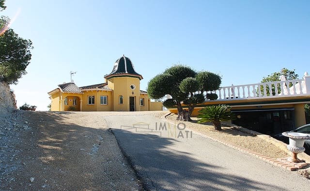 3 Zimmer Villa zu verkaufen in Finestrat mit Pool Garage - 749.000 € (Ref: 8861617)