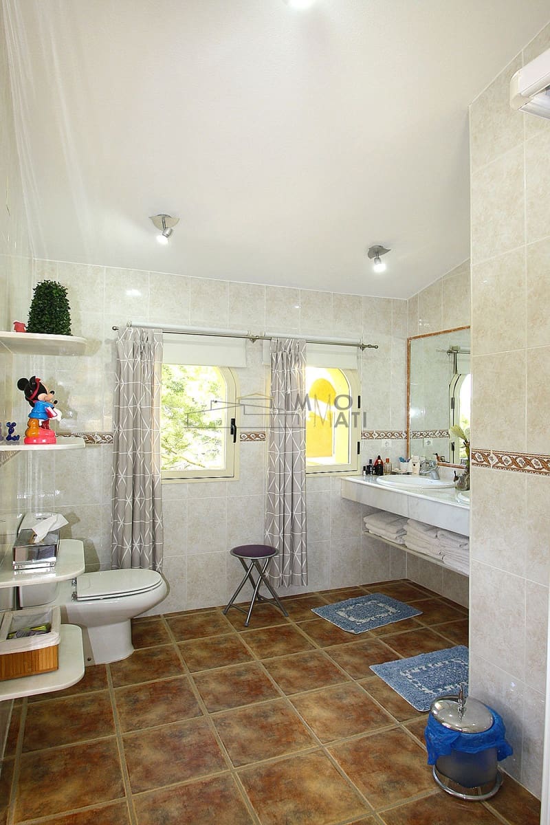 3 Zimmer Villa zu verkaufen in Finestrat mit Pool Garage - 749.000 € (Ref: 8861617)