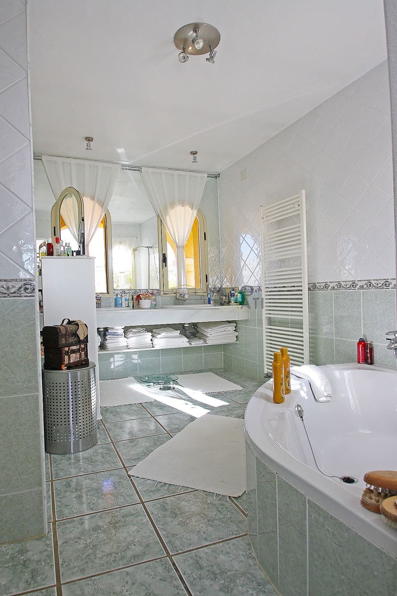 3 Zimmer Villa zu verkaufen in Finestrat mit Pool Garage - 749.000 € (Ref: 8861617)