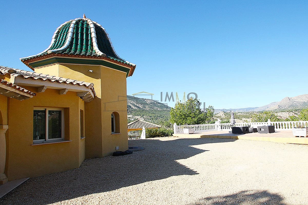 3 Zimmer Villa zu verkaufen in Finestrat mit Pool Garage - 749.000 € (Ref: 8861617)