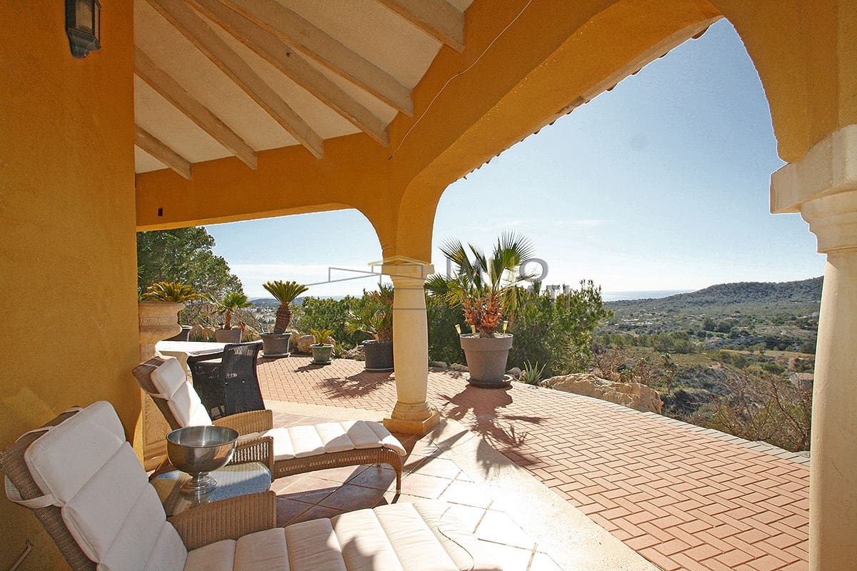 3 Zimmer Villa zu verkaufen in Finestrat mit Pool Garage - 749.000 € (Ref: 8861617)