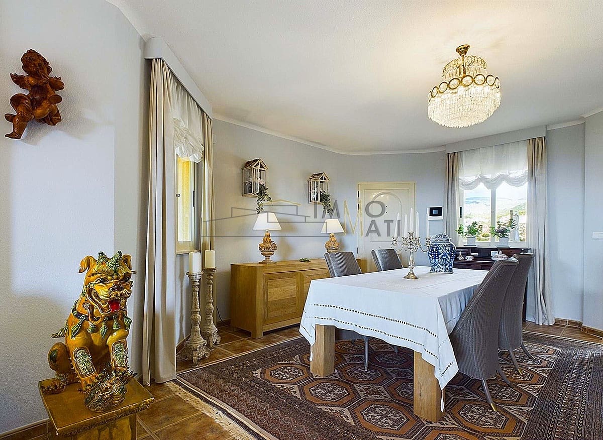 3 Zimmer Villa zu verkaufen in Finestrat mit Pool Garage - 749.000 € (Ref: 8861617)