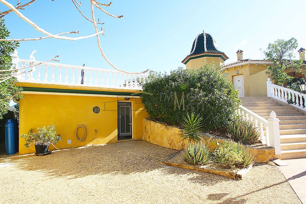 3 Zimmer Villa zu verkaufen in Finestrat mit Pool Garage - 749.000 € (Ref: 8861617)