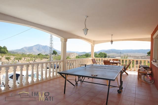 3 Zimmer Villa zu verkaufen in Pinoso mit Garage - 210.000 € (Ref: 9251456)