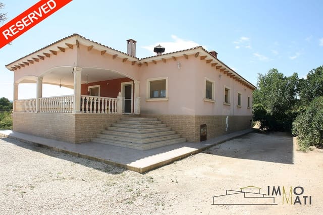 3 Zimmer Villa zu verkaufen in Pinoso mit Garage - 210.000 € (Ref: 9251456)