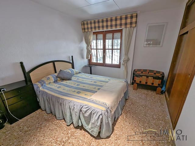 4 soverom Villa til salgs i Sax med svømmebasseng garasje - € 315 000 (Ref: 9251457)