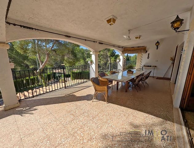 4 soverom Villa til salgs i Sax med svømmebasseng garasje - € 315 000 (Ref: 9251457)