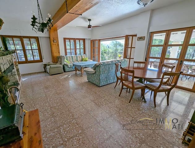 4 soverom Villa til salgs i Sax med svømmebasseng garasje - € 315 000 (Ref: 9251457)