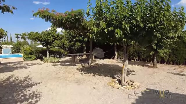 2 slaapkamer Villa te koop in Caudete met zwembad garage - € 159.995 (Ref: 9251458)