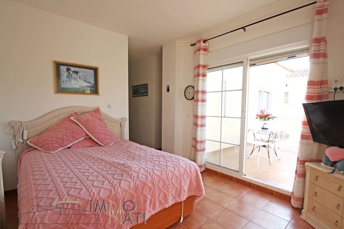 3 makuuhuone Huvila myytävänä paikassa Aspe mukana uima-altaan 
autotalli - 295 000 € (Ref: 9251461)