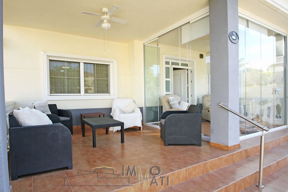 3 makuuhuone Huvila myytävänä paikassa Aspe mukana uima-altaan 
autotalli - 295 000 € (Ref: 9251461)