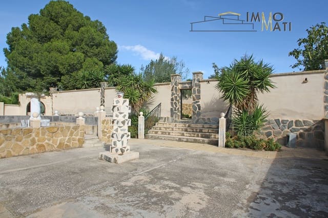 4 camera da letto Finca/Casa di Campagna in vendita in La Romana con piscina - 349.000 € (Rif: 9356956)