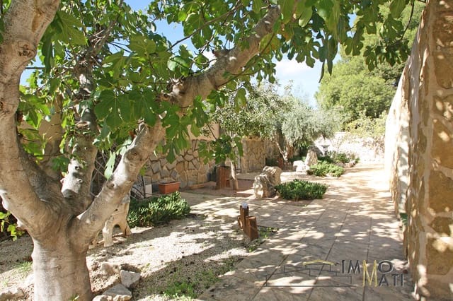 4 camera da letto Finca/Casa di Campagna in vendita in La Romana con piscina - 349.000 € (Rif: 9356956)