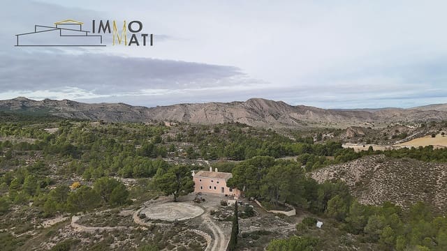 8 chambre Finca/Maison de Campagne à vendre à Yecla avec garage - 395 000 € (Ref: 9394085)