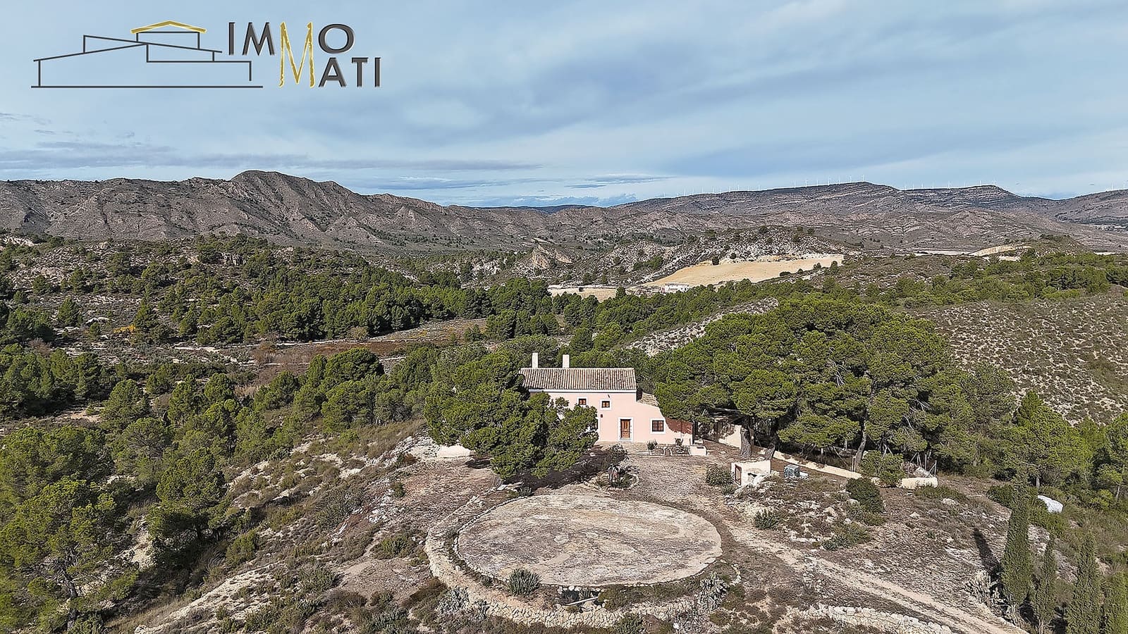 8 chambre Finca/Maison de Campagne à vendre à Yecla avec garage - 395 000 € (Ref: 9394085)