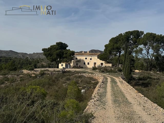 8 chambre Finca/Maison de Campagne à vendre à Yecla avec garage - 395 000 € (Ref: 9394085)
