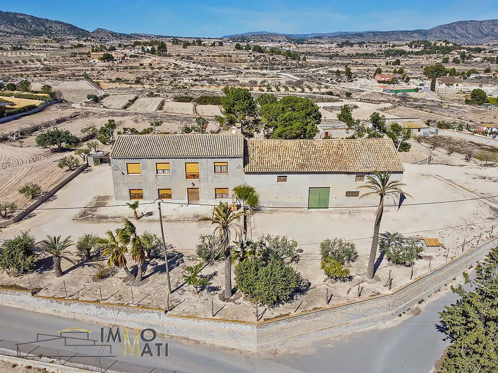 6 soveværelse Finca/Landehus til salg i Monovar / Monover - € 395.000 (Ref: 9394231)