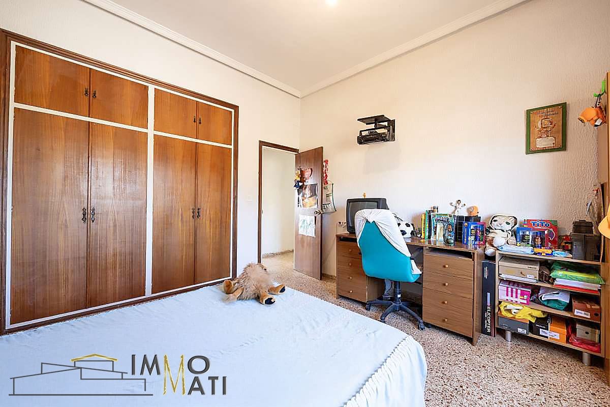 6 bedroom Villa for sale in Agost - € 299,000 (Ref: 9544124)