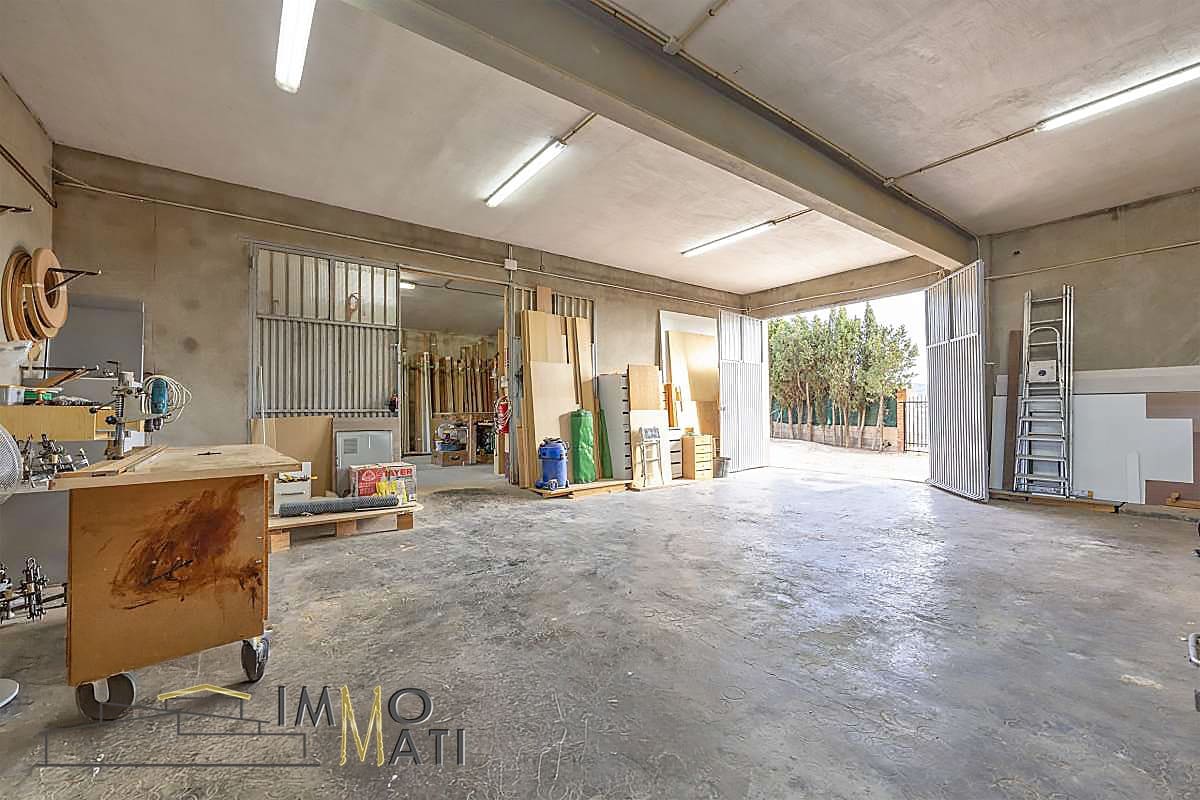 6 bedroom Villa for sale in Agost - € 299,000 (Ref: 9544124)