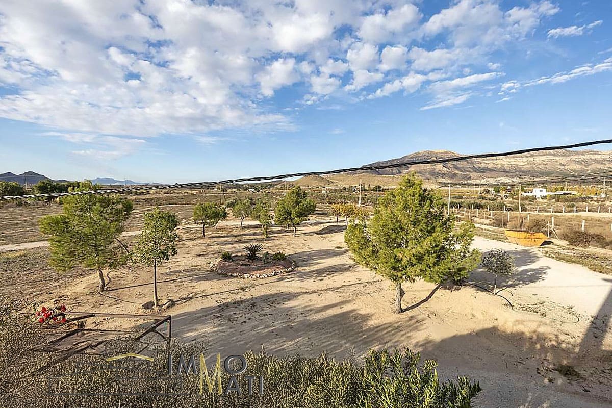 6 bedroom Villa for sale in Agost - € 299,000 (Ref: 9544124)