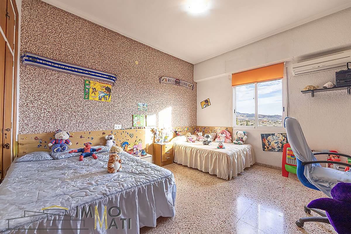 6 bedroom Villa for sale in Agost - € 299,000 (Ref: 9544124)