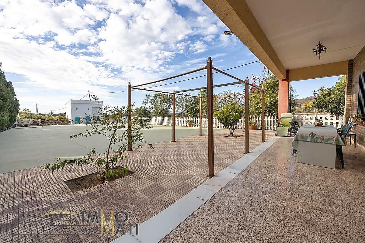 6 bedroom Villa for sale in Agost - € 299,000 (Ref: 9544124)