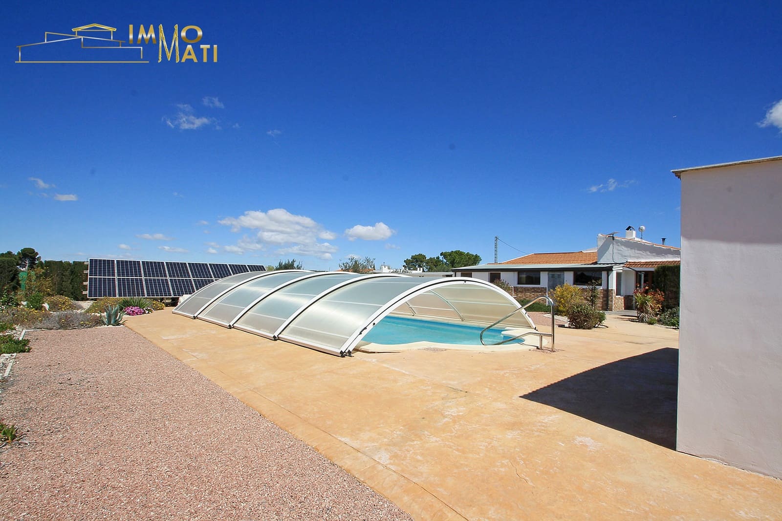 Finca/Casa Rural de 4 habitaciones en Villena en venta con piscina garaje - 330.000 € (Ref: 9776859)